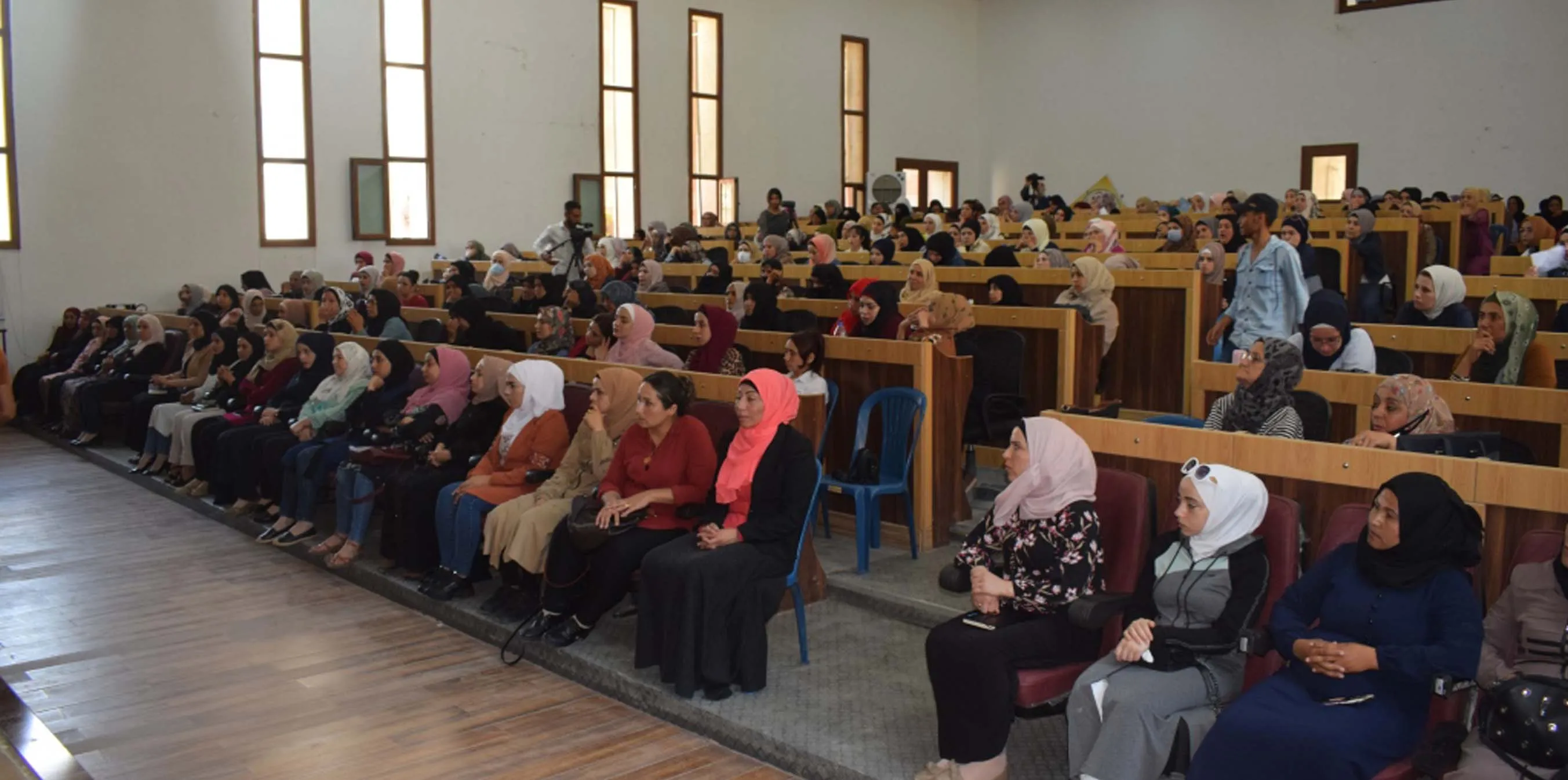 ​​​​​​​​​​​​​​​​​​​​​​​​​​​​"مجلس المرأة" يجتمع بنساء للنقاش حول آخر التطورات السياسية في سوريا