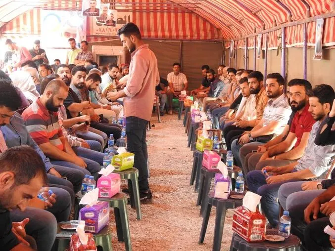 الإدارة الذاتية لشمال وشرق سوريا تنصب خيمة عزاء للشهيد فرهاد شبلي في الرقة