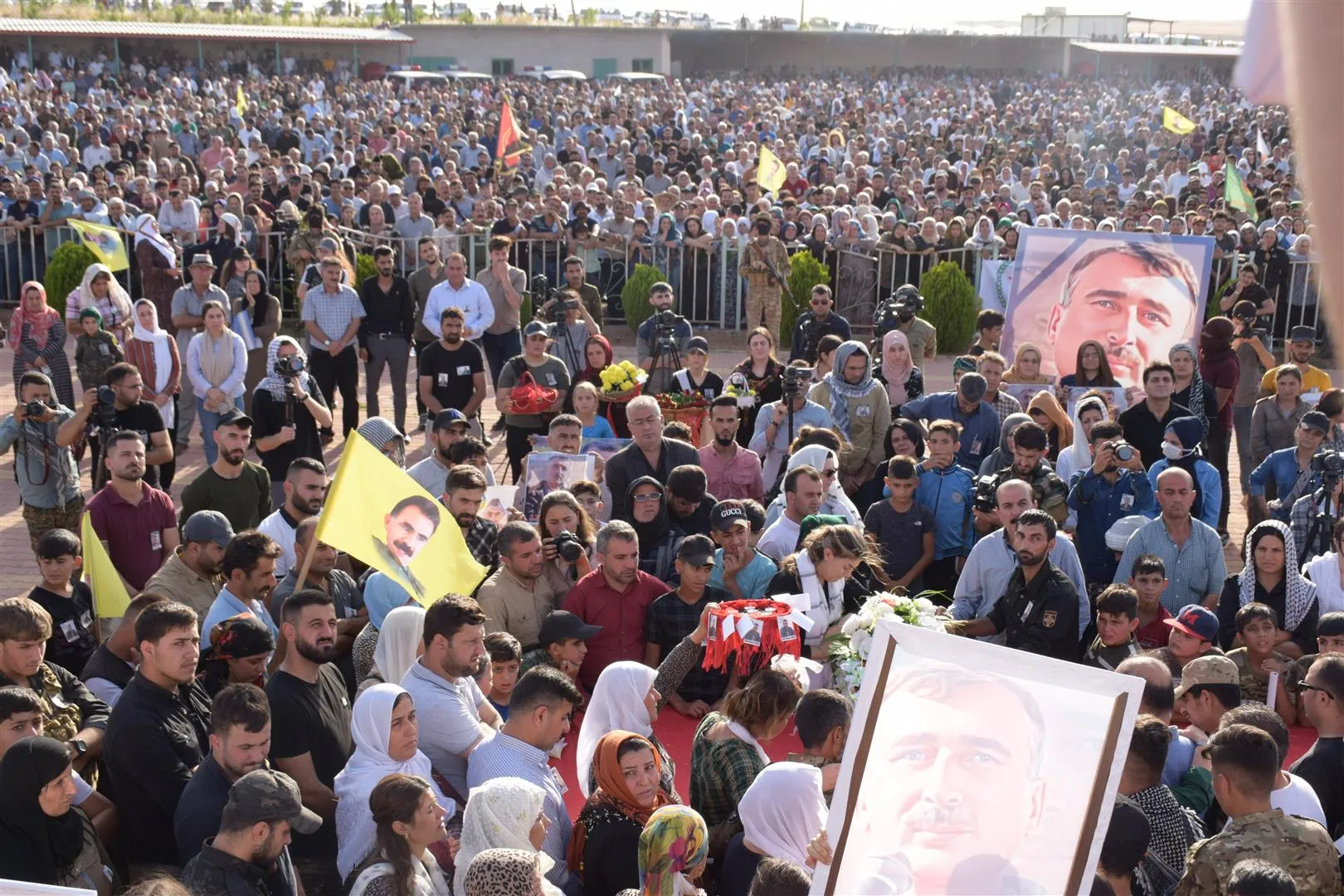 مشيعون: فرهاد زرع بذور النصر وجاهزون للانتقام من القتلة