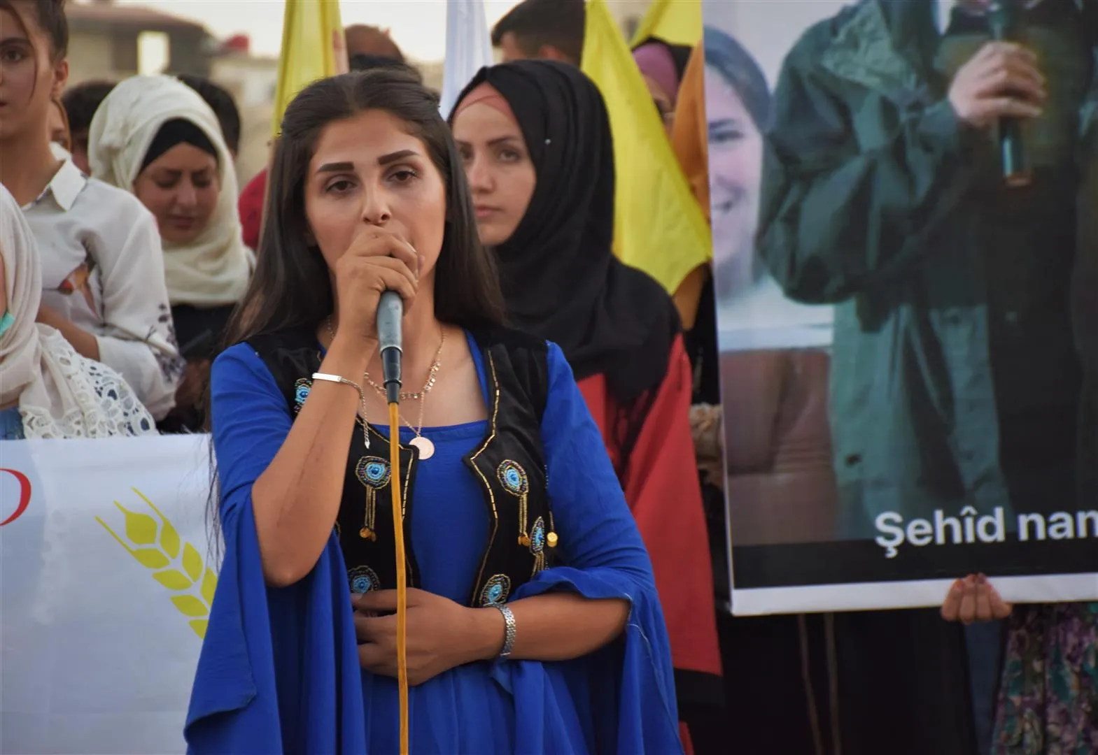 شبيبة PYD يؤكدون على مواصلة فعالياتهم حتى تحقيق الحرية الجسدية للقائد