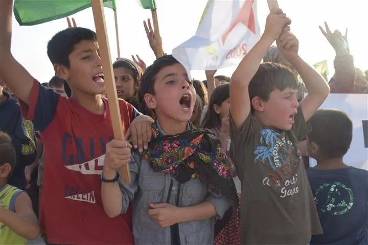 مهجرو سري كانيه يدعون إلى إدراك مخاطر مشروع أردوغان في سوريا