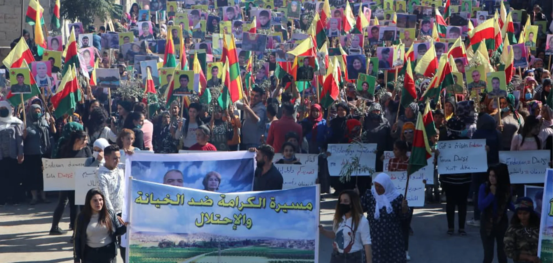 ​​​​​​​مواطنون يدعمون مبادرة الأحزاب السياسية بفرض حظر جوي