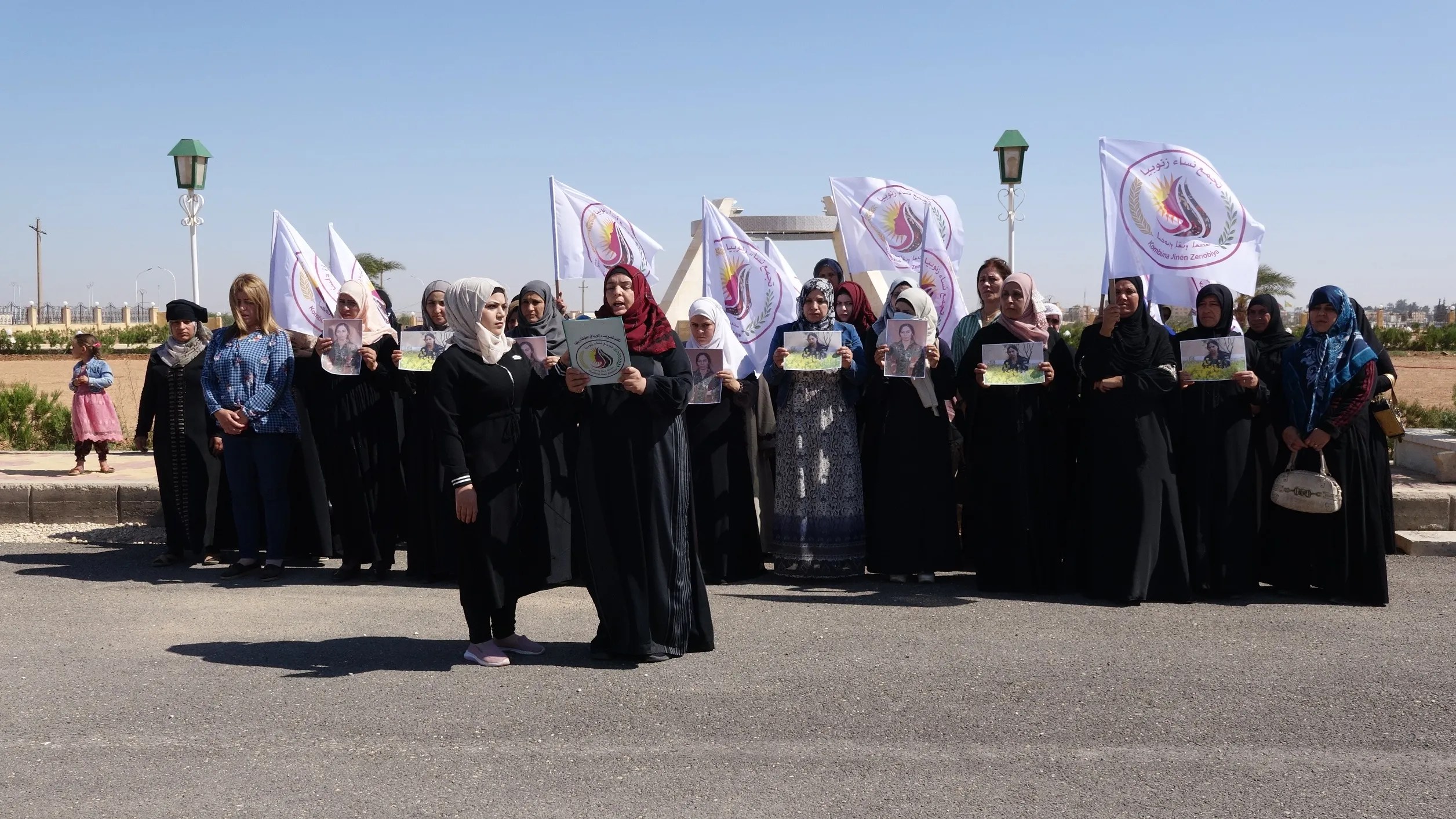 تجمّع نساء زنوبيا يدين استهداف القيادية مزكين كوباني ويعدّه "رهبة المحتل" من نضال المرأة الثورية