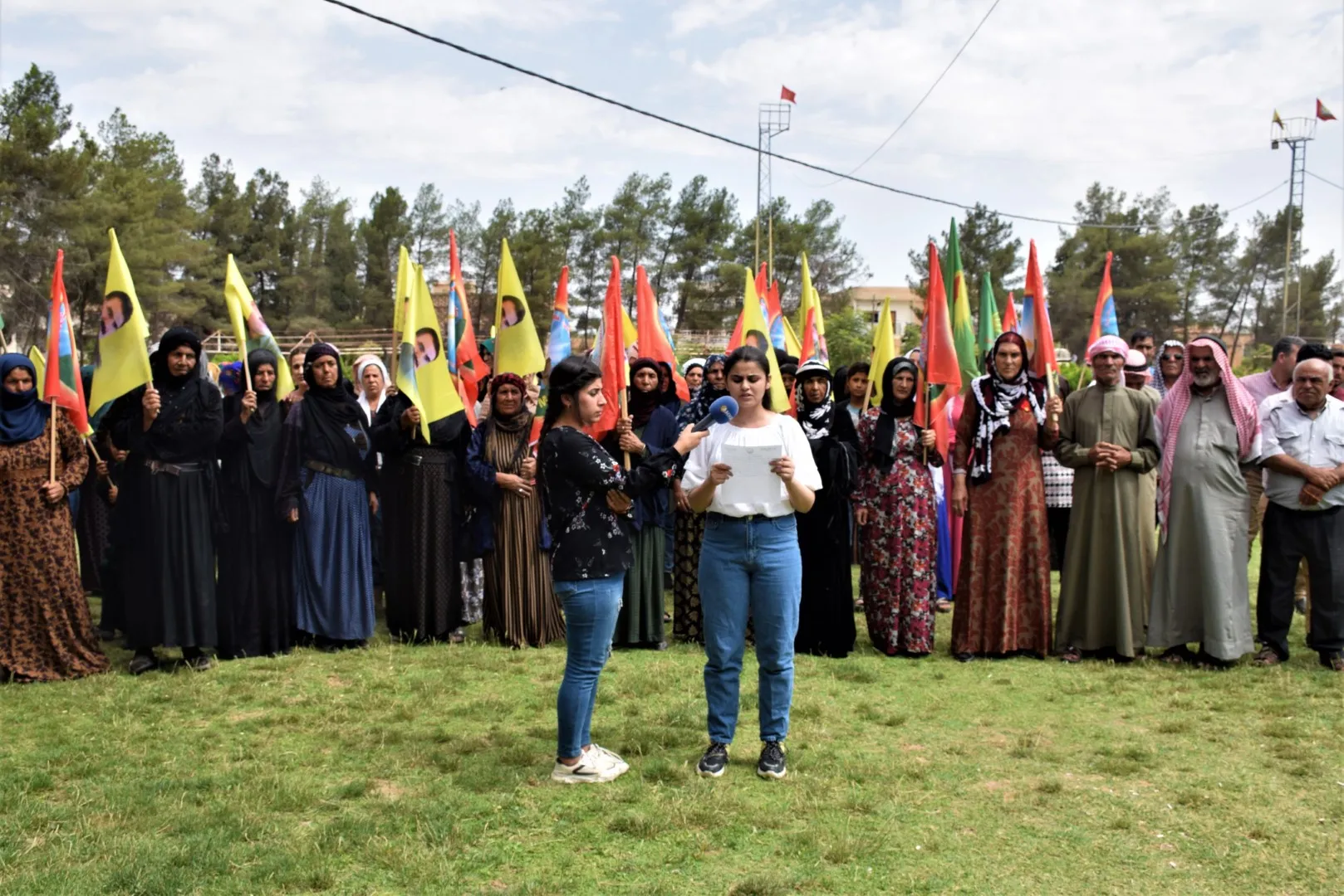 ​​​​​​​غداة إعلان حالة الطوارئ.. مجلس عوائل الشهداء يعلن عن التحضير لحرب الشعب الثورية