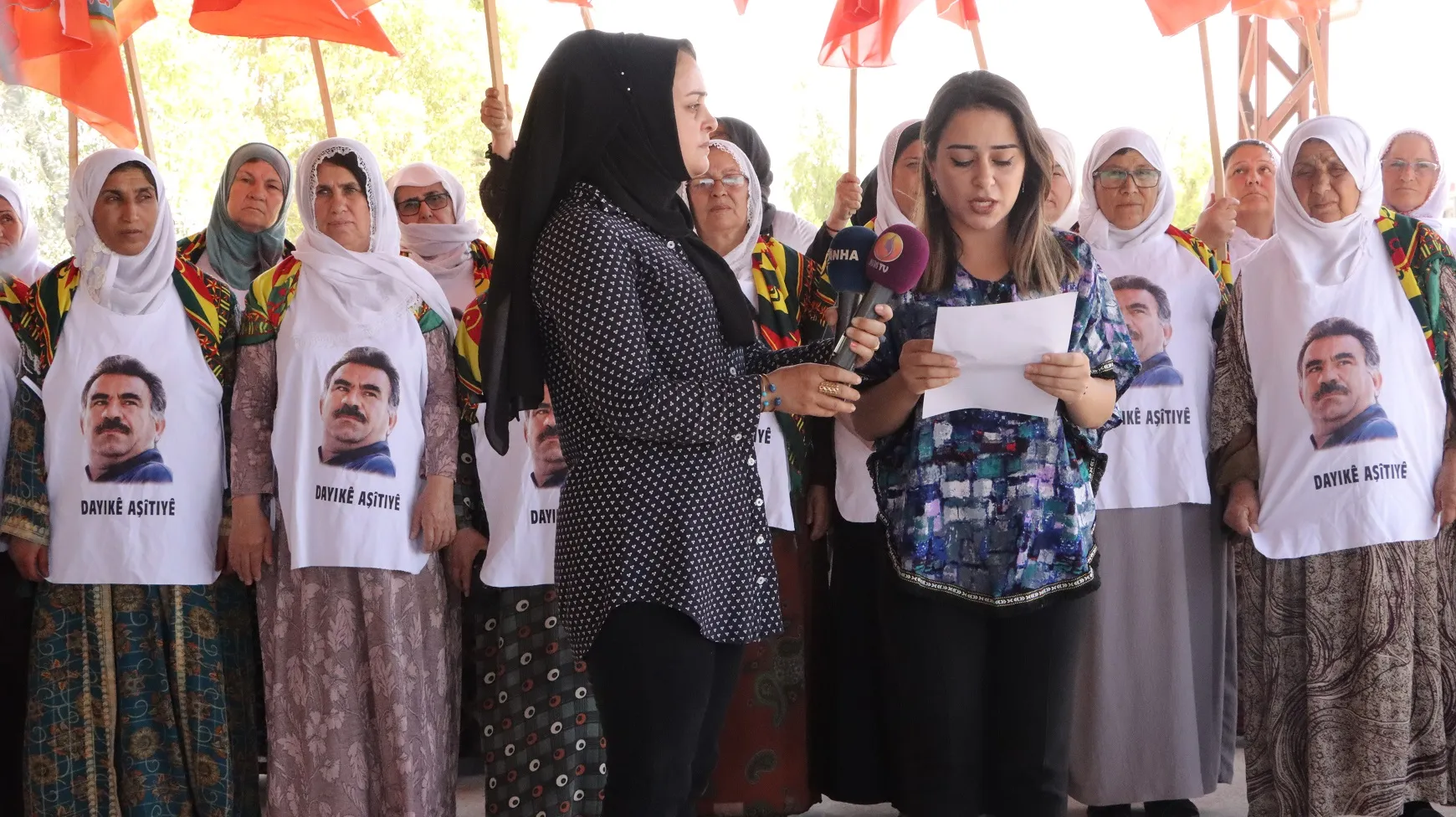 ​​​​​​​لجنة المرأة في مجلس عوائل الشهداء تحث الأهالي على الاستعداد لمواجهة المحتلين