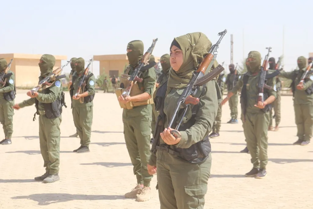 أهالي الشدادي يشيعون جثمان الشهيد محمد عبد الرزاق العواد إلى مثواه الأخير