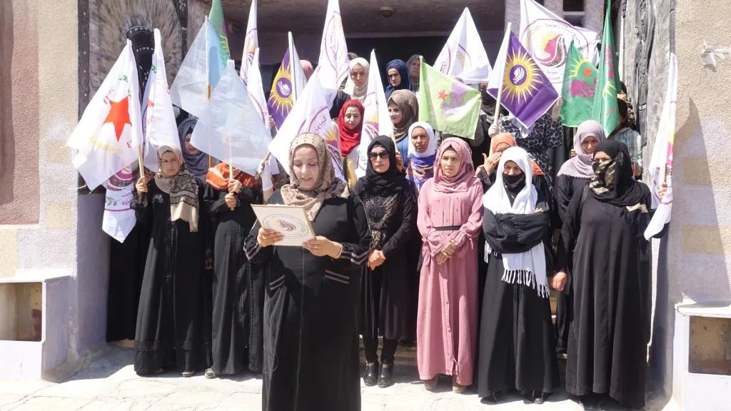 ​​​​​​​إدانات ومطالبات بملاحقة ومحاسبة مرتكبي جريمة قتل الإعلامية "منال المزعل"