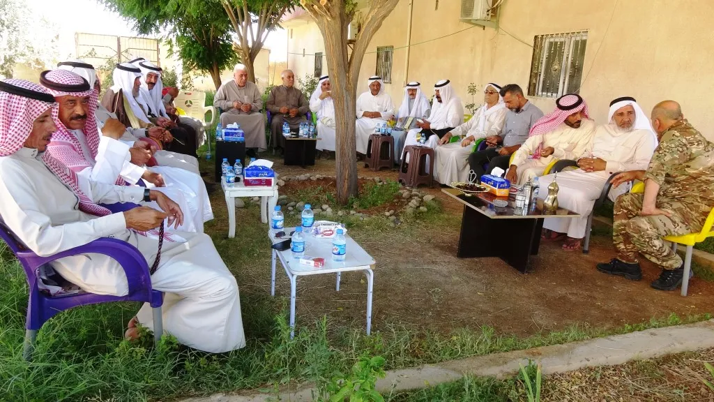 شيوخ ووجهاء عشائر مقاطعة كري سبي يؤكدون على وقوفهم إلى جانب القوات المدافعة عنهم