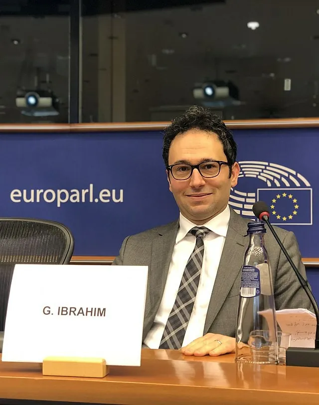 شخصيات سياسية تدعم حملة هاشتاغ منع الطائرات الحربية والمسيّرات التركية من التحليق فوق شمال وشرق سوريا
