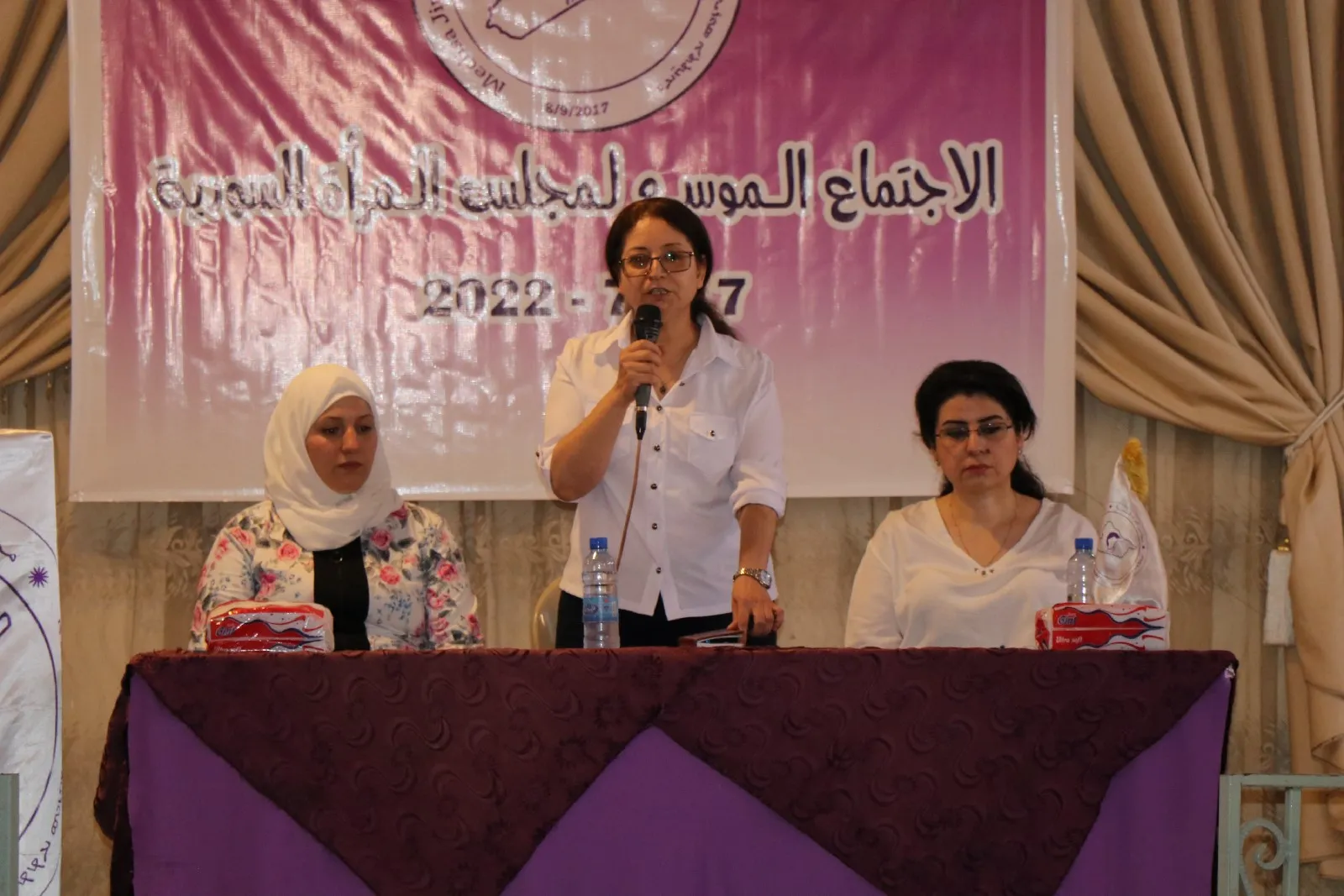 ​​​​​​​بهدف تخطي العوائق وتطوير العمل... اجتماع موسع لمجلس المرأة السورية