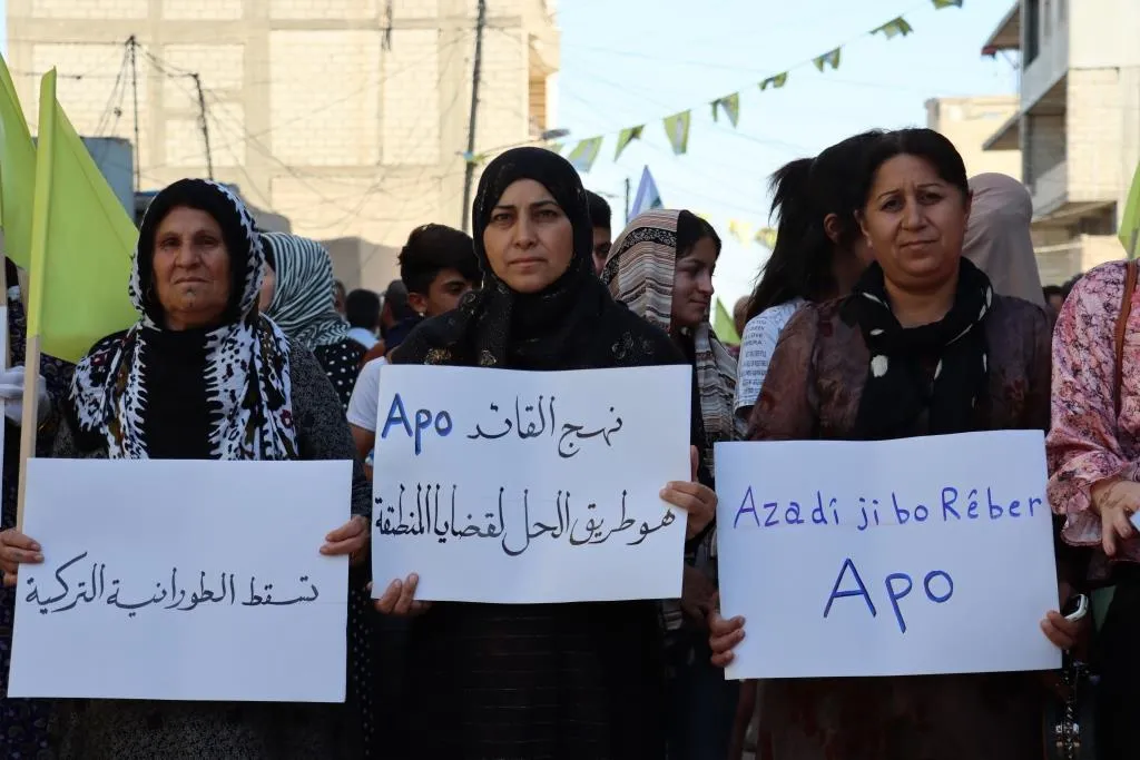 مكونات الحسكة تؤكد على رفع وتيرة النضال لكسر العزلة وتحقيق الحرية الجسدية للقائد