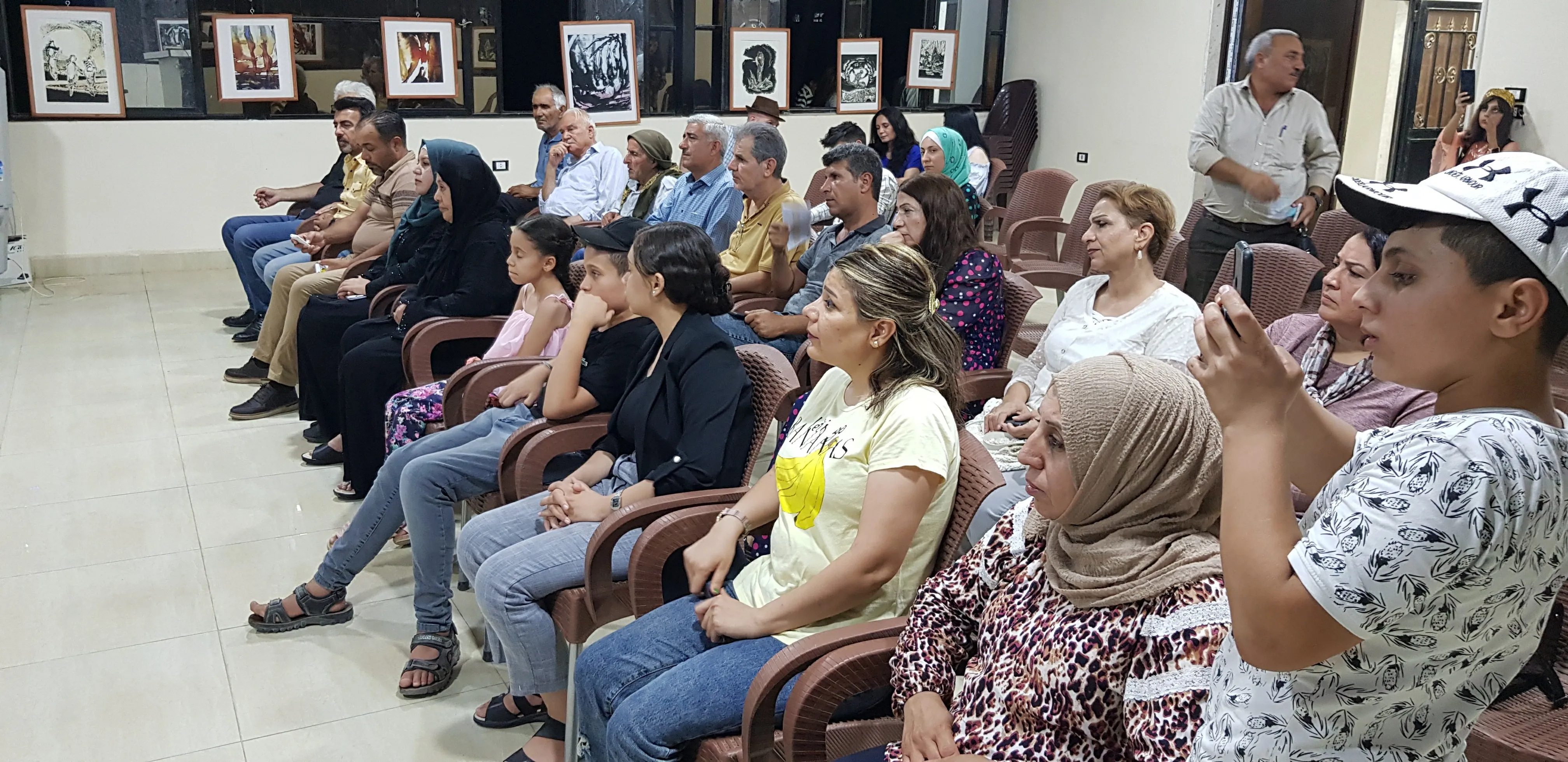 معرض لفن الغرافيك الأول من نوعه في شمال وشرق سوريا