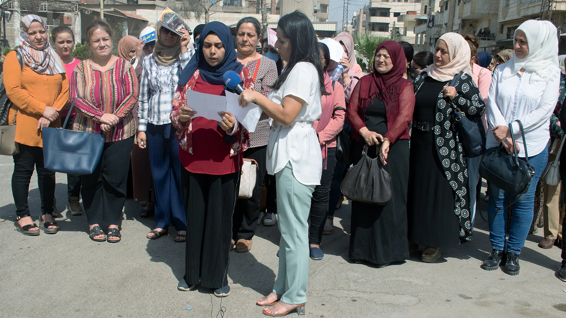 ​​​​​​​إدانات نسائية شديدة اللهجة للهجمات التركية واستهدافها للمركز التعليمي الخاص بالبنات