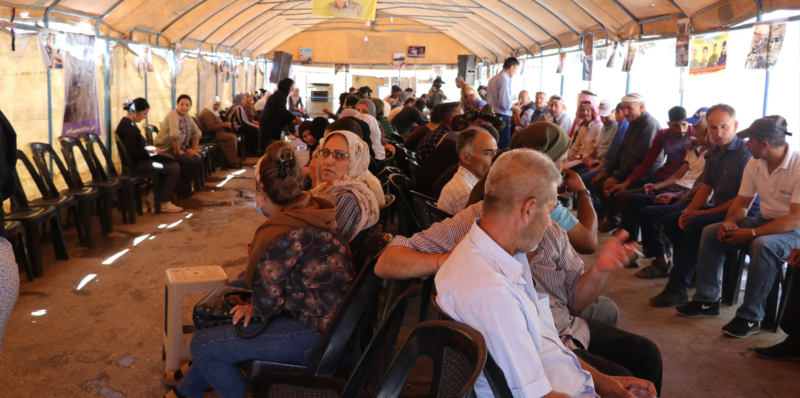​​​​​​​خيمة الاعتصام تتواصل في يومها الثامن وسط استهجان للصمت الدولي إزاء جرائم تركيا