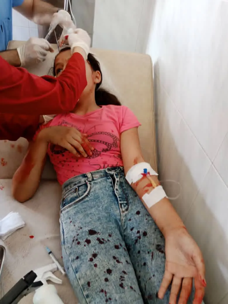 6 منهم أطفال.. إصابة 9 مواطنين جراء استهداف المسيّرة الانتحارية التركية لمركز تل رفعت - تم التحديث