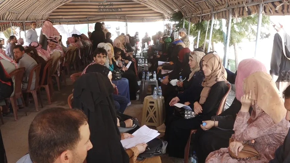 المجالس المدنية بريف دير الزور الغربي تنصب خيمة عزاء للقياديات الثلاث