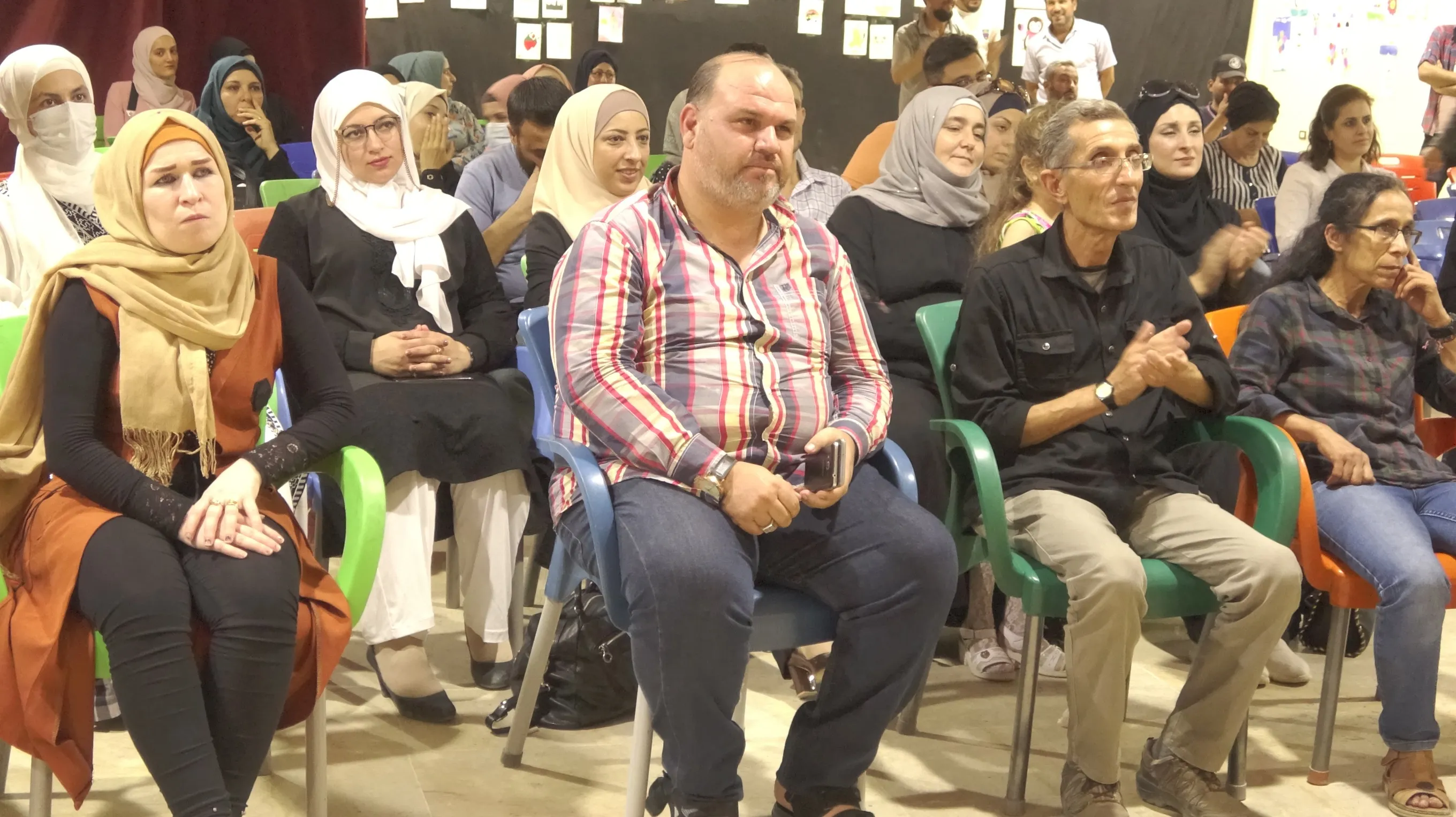 تحت شعار "روح على قرطاس "اختتام الملتقى الفني الأول لرسامي المستقبل في الطبقة