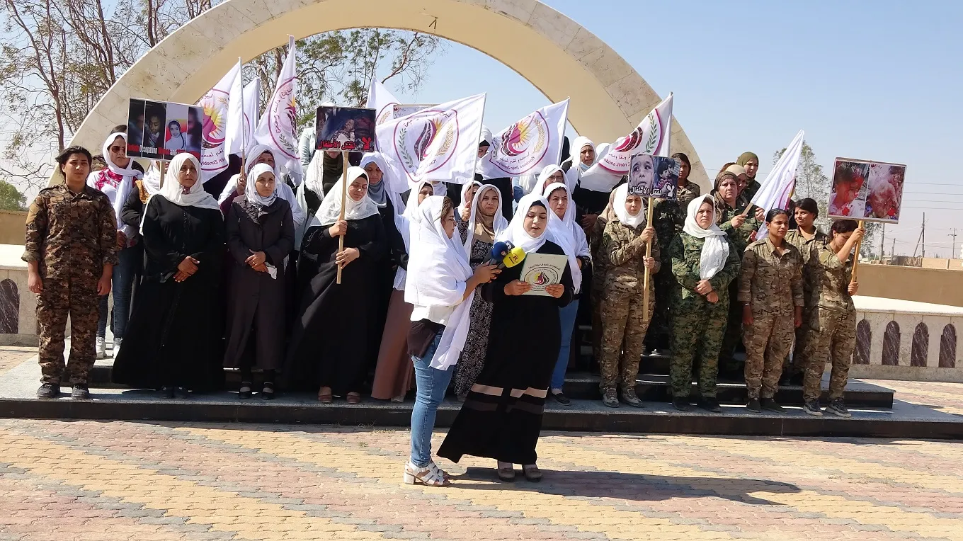 المؤسسات المدنية في الطبقة تستذكر مجزرة شنكال وتطالب المجتمع الدولي بمحاسبة مرتكبيها