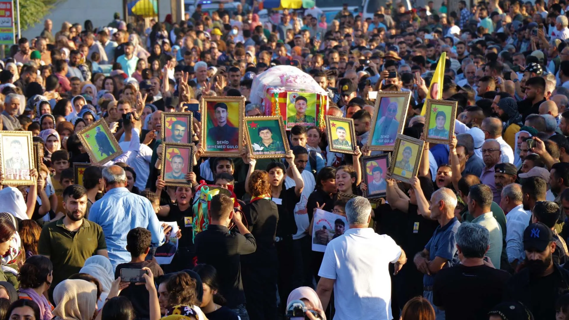 أهالي إقليم الجزيرة في مراسم الشهيد محي الدين: لن نتراجع خطوة واحدة للوراء وسننتقم لدماء شهدائنا