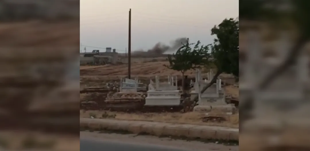 جيش الاحتلال يقصف محيط قرية بينه في ريف شيراوا