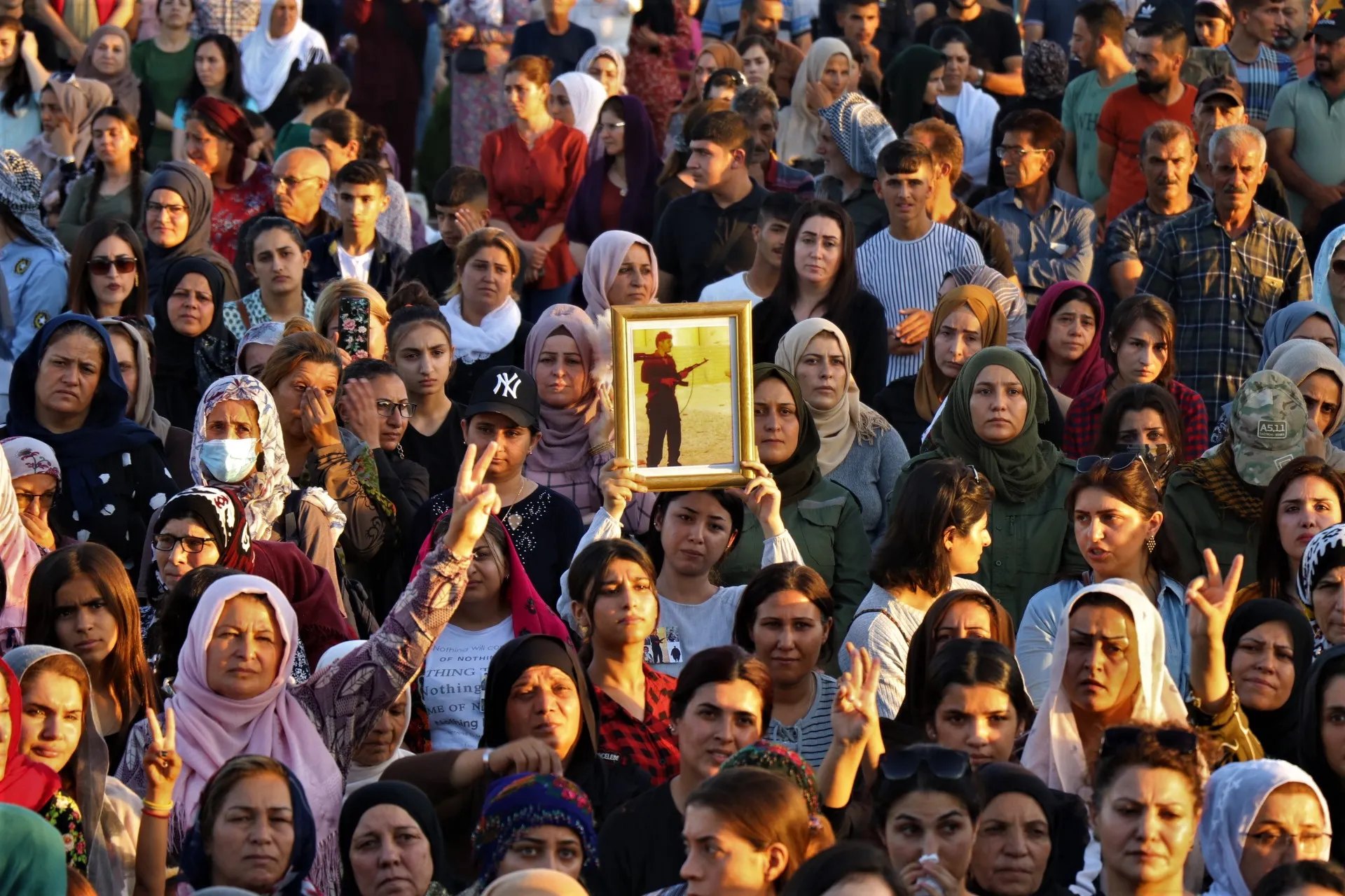 أهالي إقليم الجزيرة في مراسم الشهيد محي الدين: لن نتراجع خطوة واحدة للوراء وسننتقم لدماء شهدائنا
