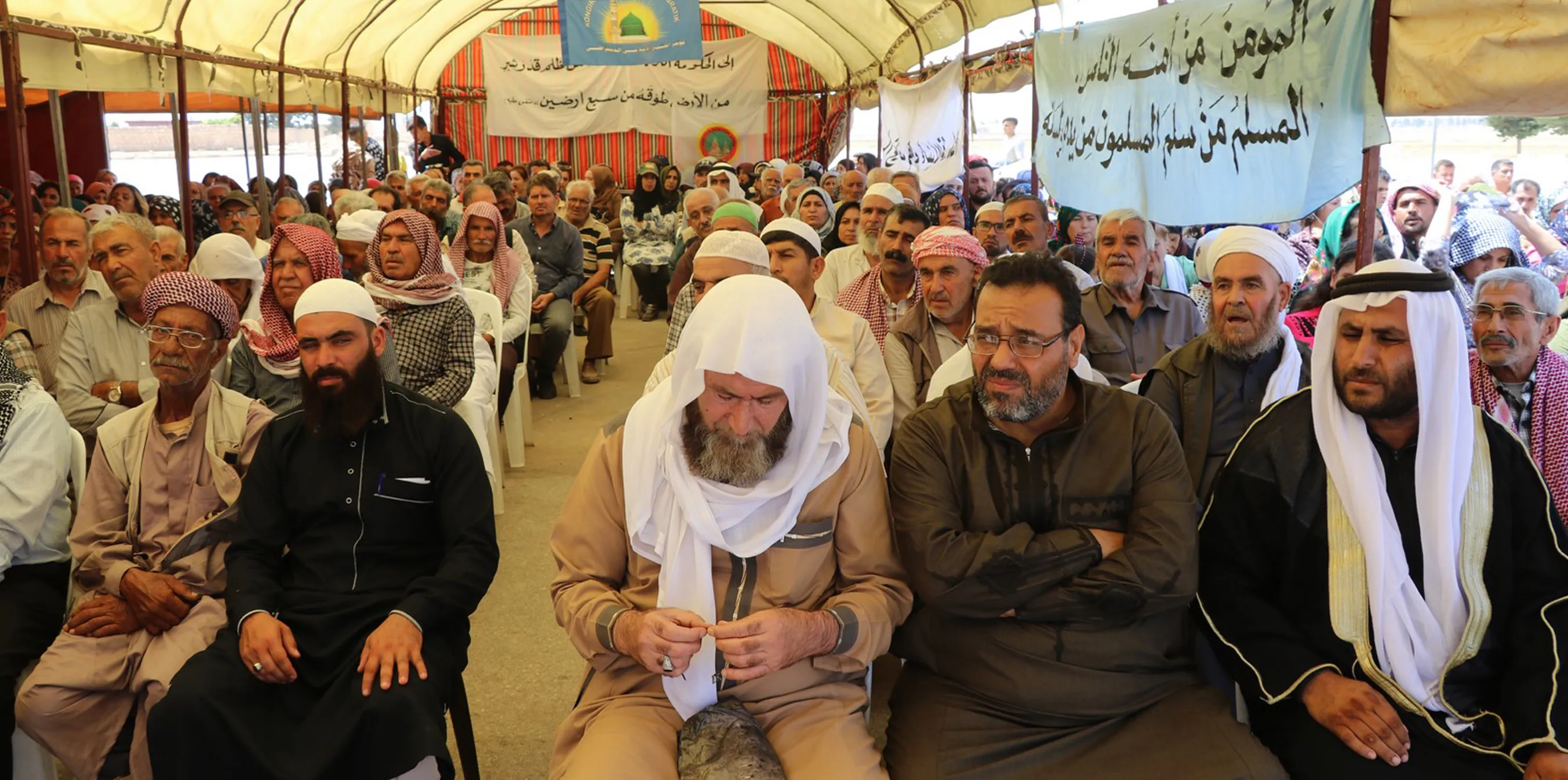 ​​​​​​​خيمة اعتصام في الشهباء والمشاركون: الإسلام براء من أردوغان ومرتزقته