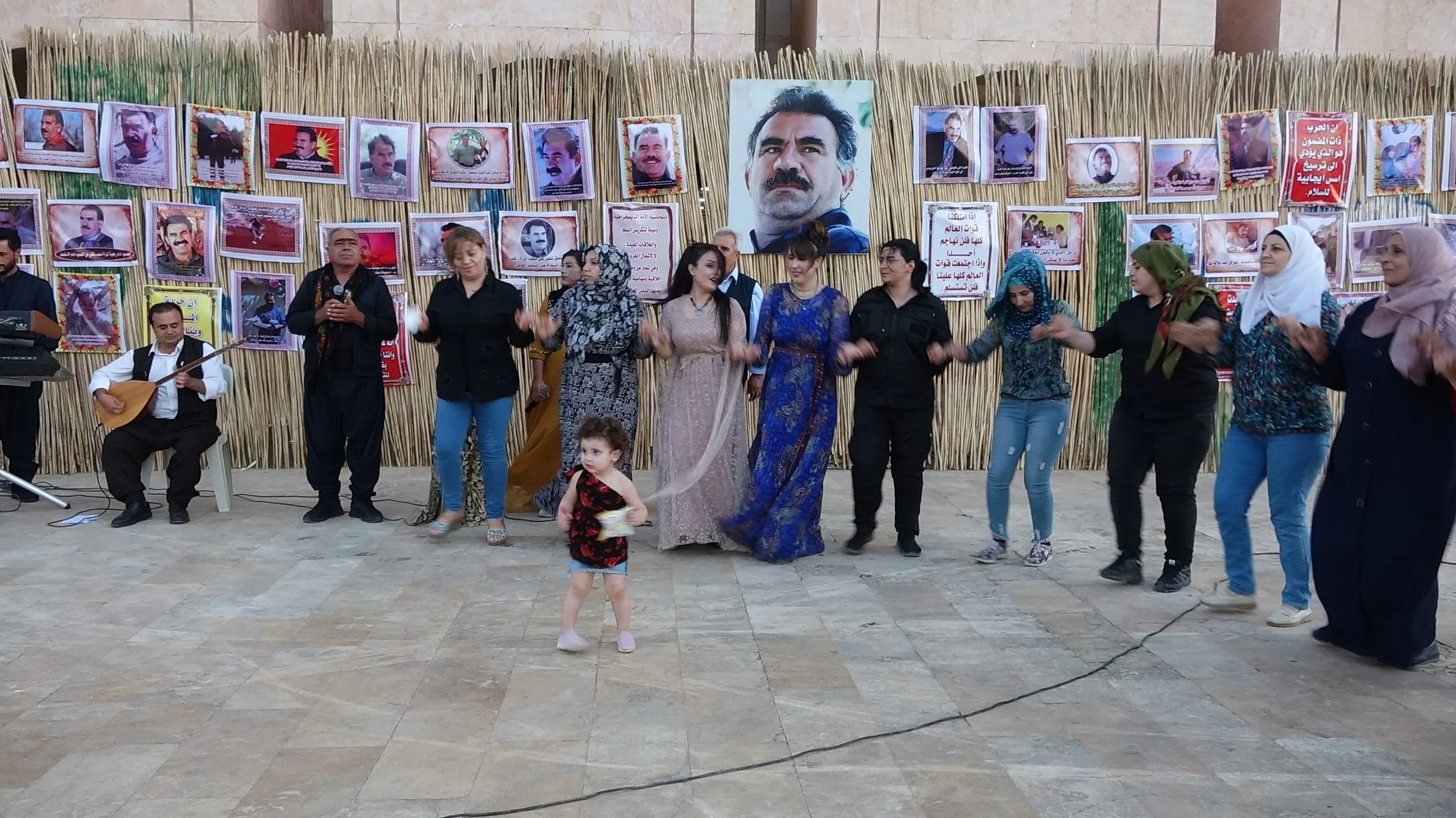  تحت شعار " حرية القائد عبد الله أوجلان هي حرية الشعوب" إقامة فعالية في الطبقة