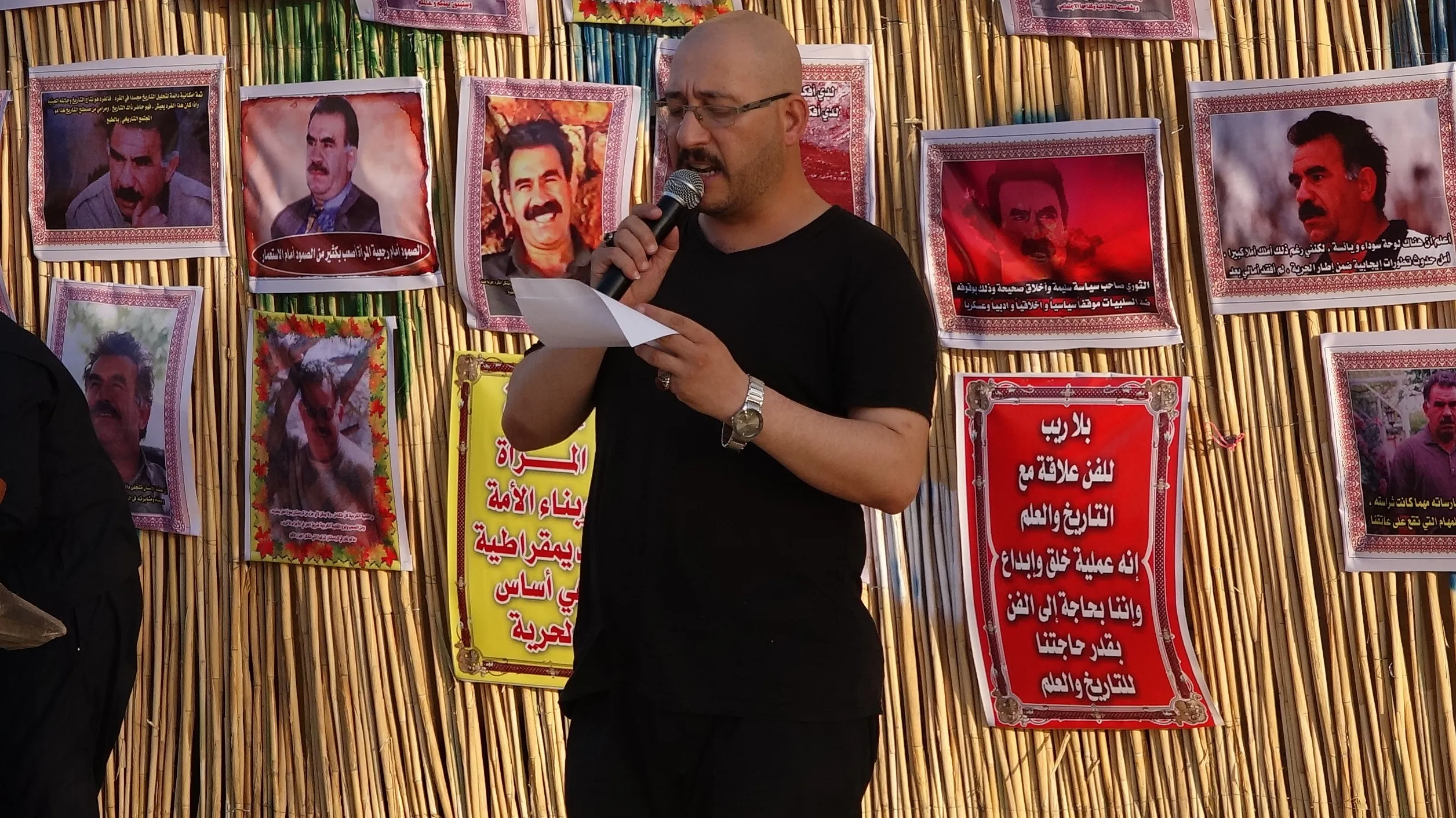  تحت شعار " حرية القائد عبد الله أوجلان هي حرية الشعوب" إقامة فعالية في الطبقة