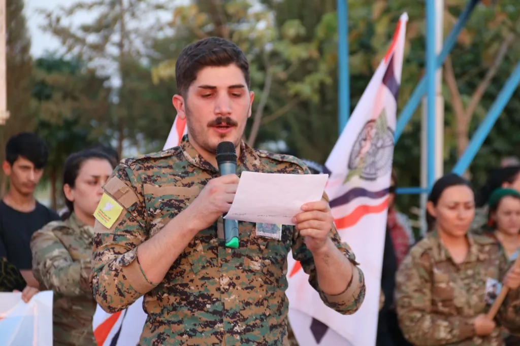 أهالي ديرك يودعون الشهيدين آزاد وأحمد إلى مثواهم الأخير