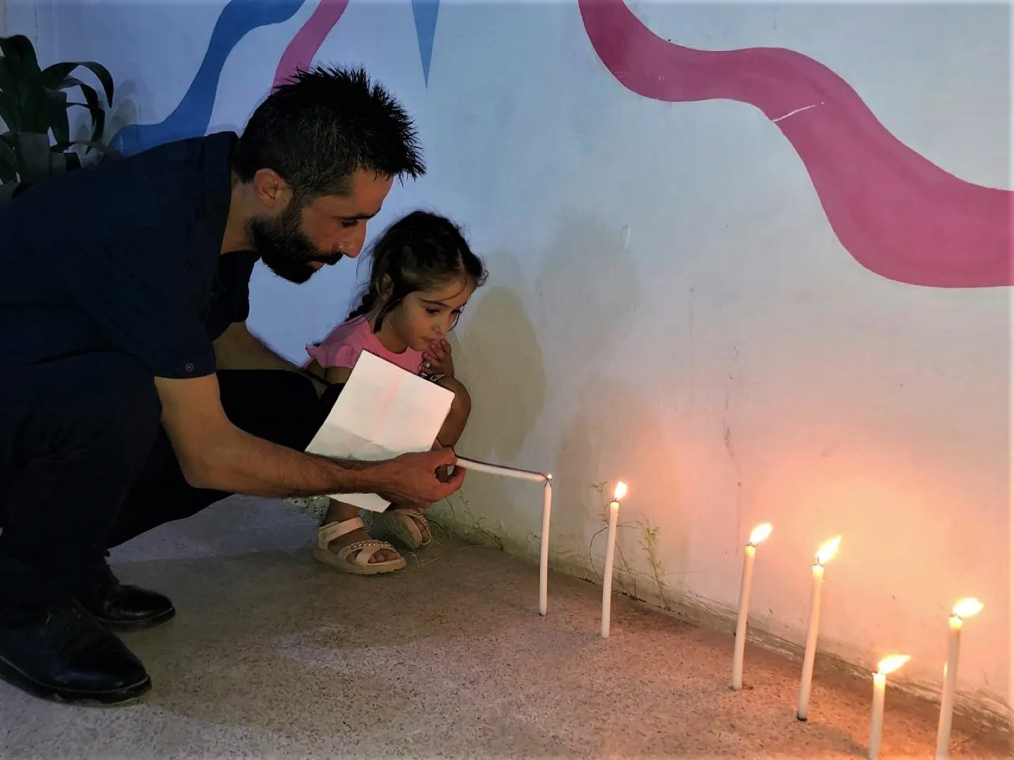 آشوريو تل تمر يحيون عيد الشهيد الآشوري وسط التنديد بالهجمات التركية ضدهم