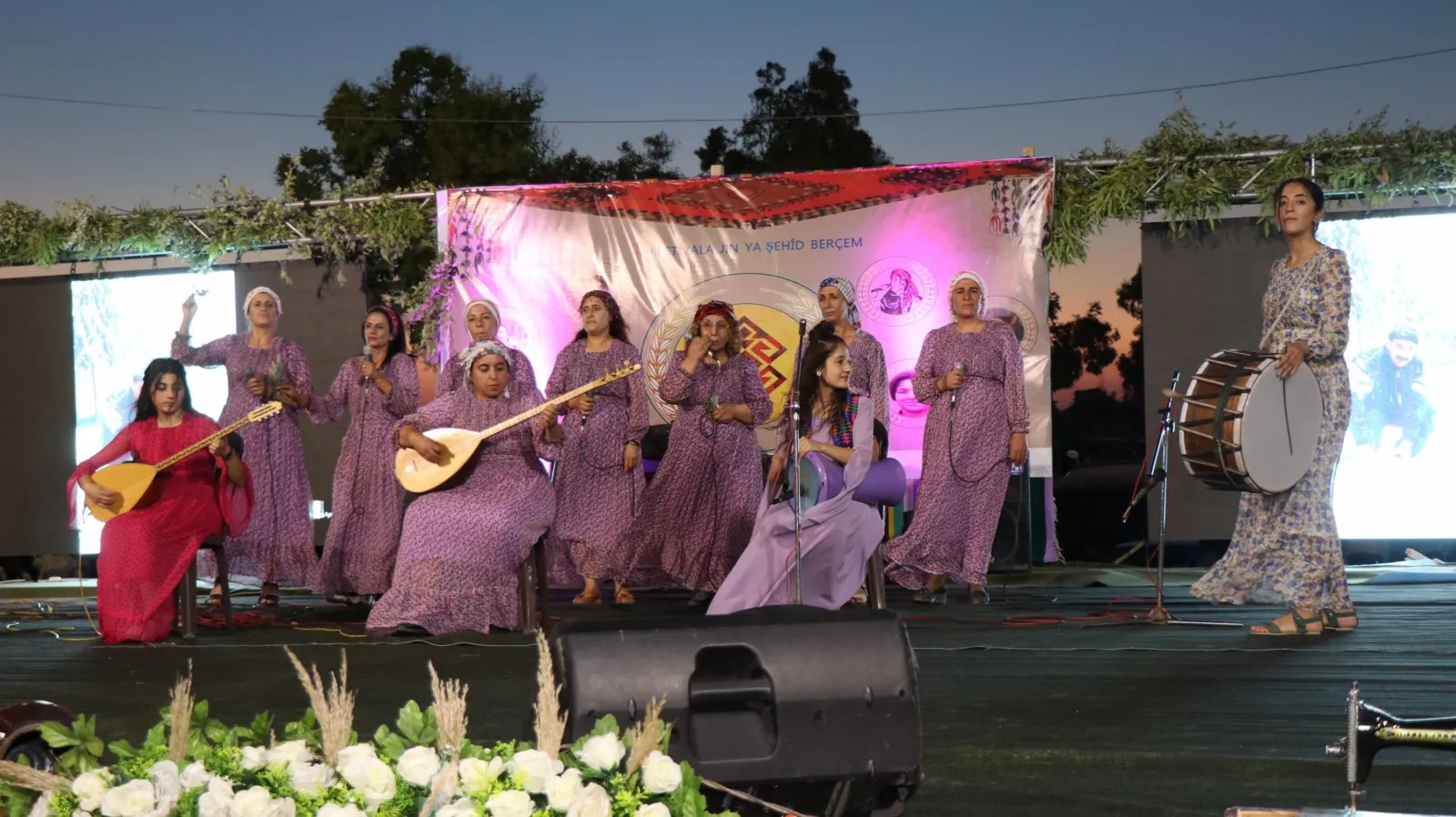 ​​​​​​​في يومه الثاني...مهرجان الشهيدة برجم يستمر بتقديم عروض فنية