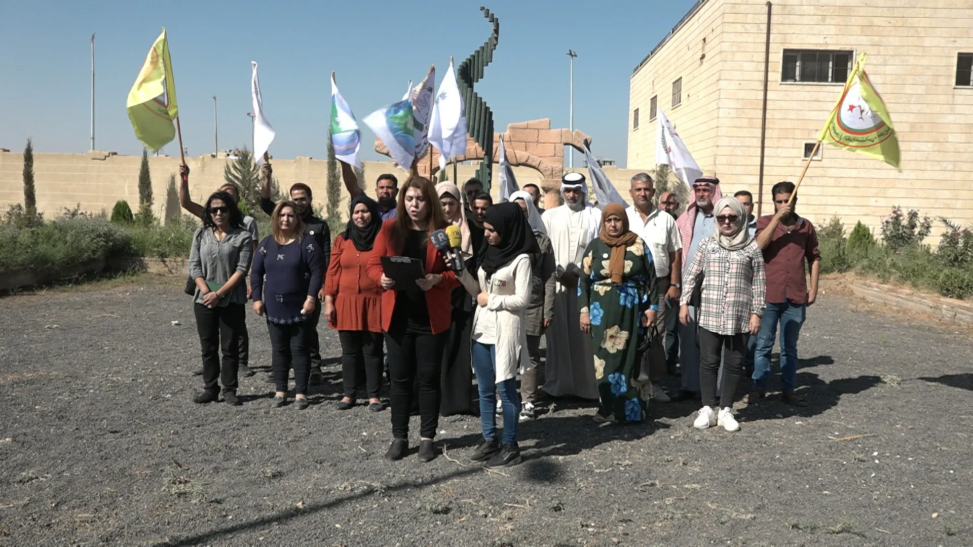 ​​​​​​​منظمات نسائية وأحزاب سياسية تدين جريمة قتل الشابة الكردية "جينا أميني"
