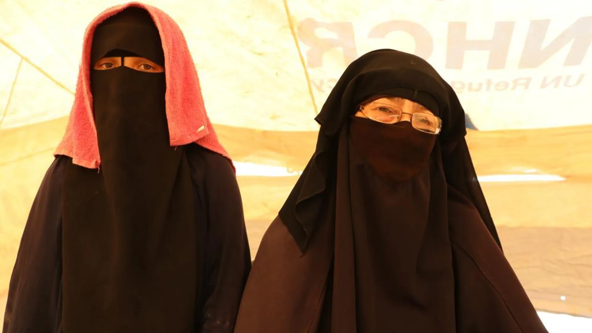 ​​​​​​​​​​​​​​"دخلنا بسهولة".. داعشية تركية تسلط الضوء على دعم دولتها الفاشية لمرتزقة داعش