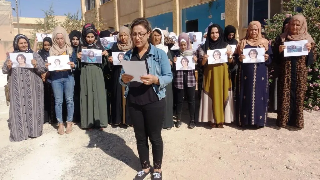 النساء العرب والأرمن والكرد في شمال وشرق سوريا يطالبن بكشف ملابسات جريمة اغتيال ناكهان أكارسال