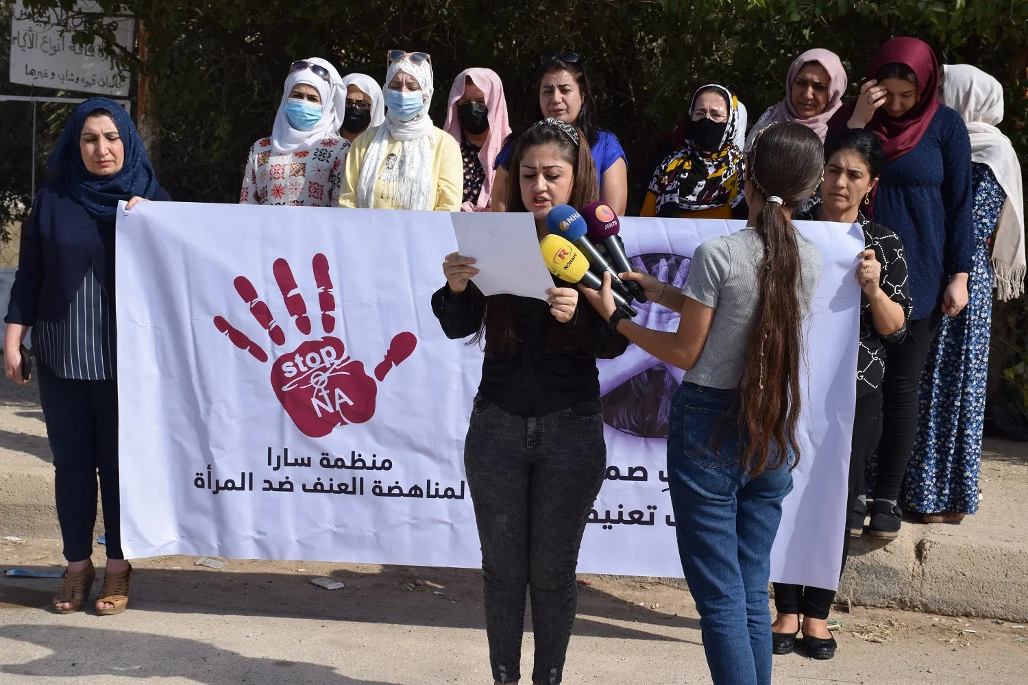 النساء العرب والأرمن والكرد في شمال وشرق سوريا يطالبن بكشف ملابسات جريمة اغتيال ناكهان أكارسال