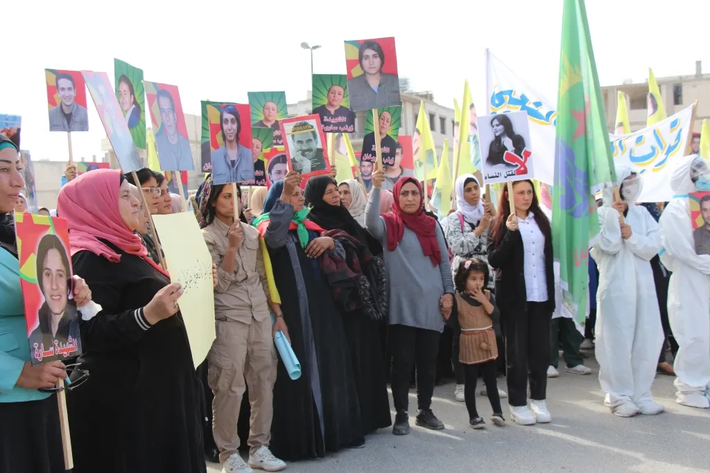 ​​​​​​​مئات النساء في منبج يستذكرن الشهيدة بيريتان