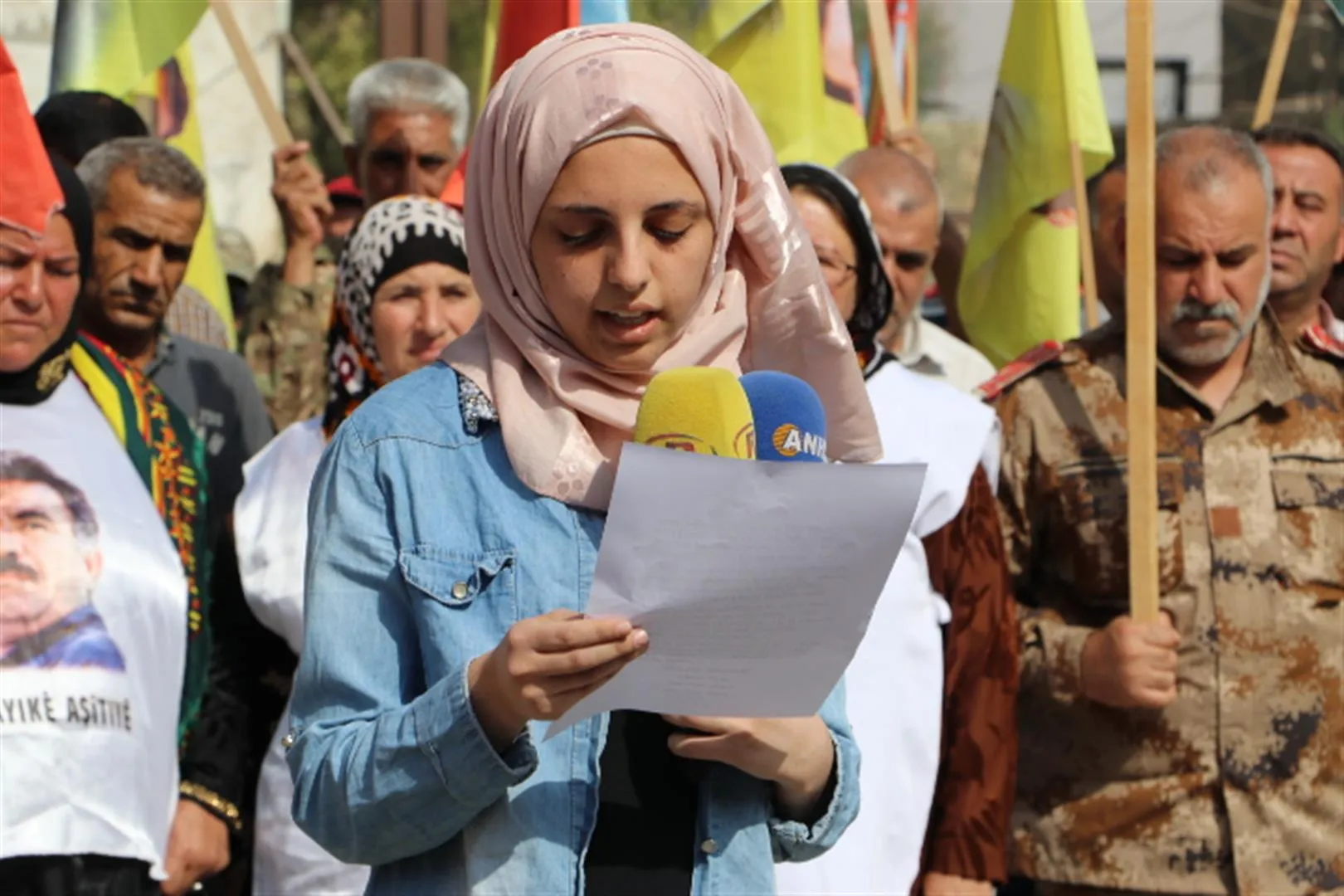 شعب شمال وشرق سوريا يدين الهجمات الكيماوية التركية وصمت القوى الدولية