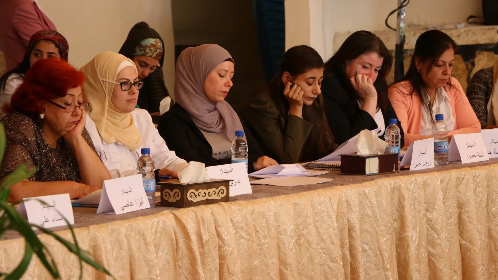 ​​​​​​​الملتقى الحواري النسوي يواصل أعماله بمناقشة مشروع اللامركزية ودور المرأة فيه
