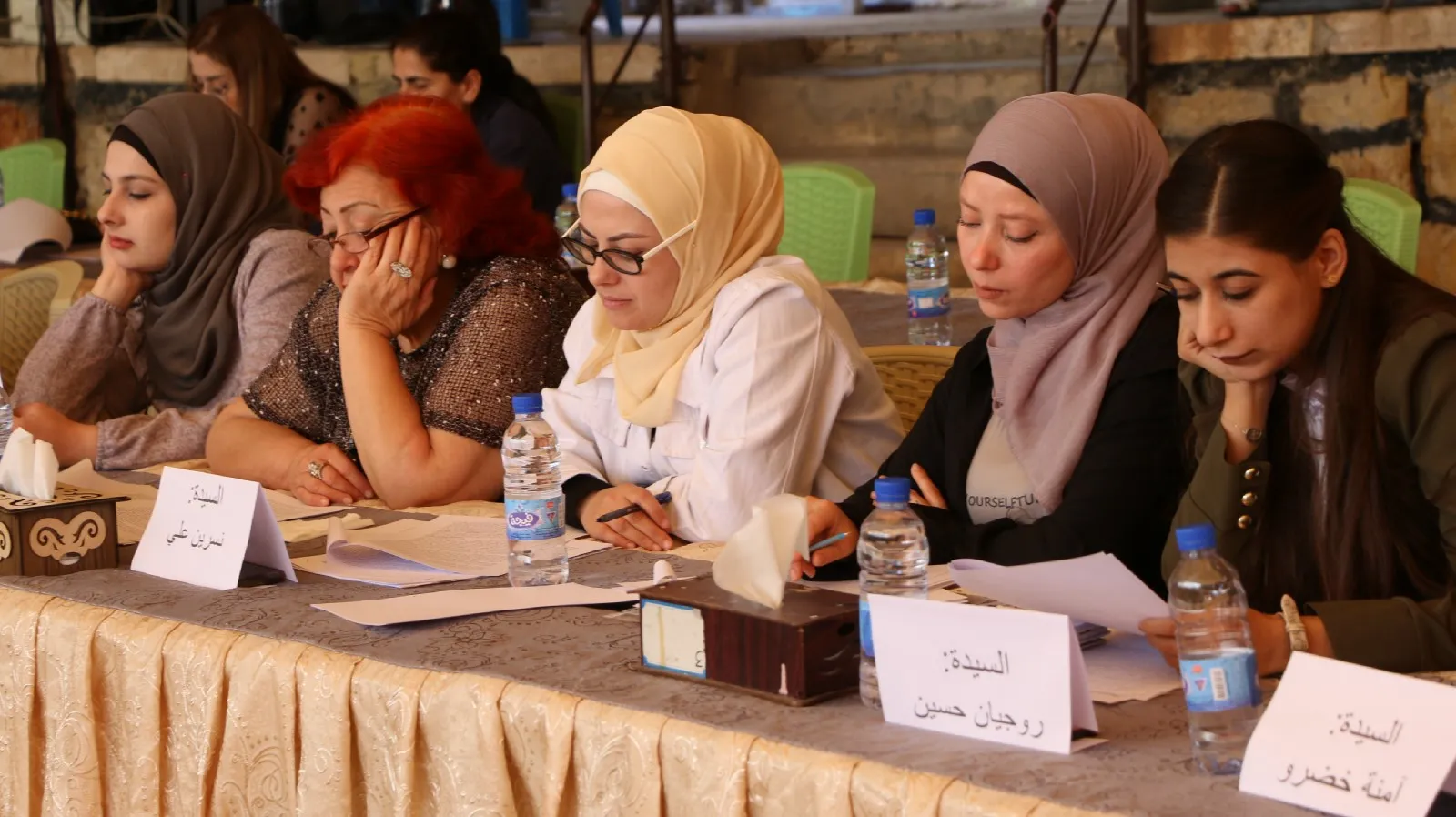 ​​​​​​​الملتقى الحواري النسوي يواصل أعماله بمناقشة مشروع اللامركزية ودور المرأة فيه