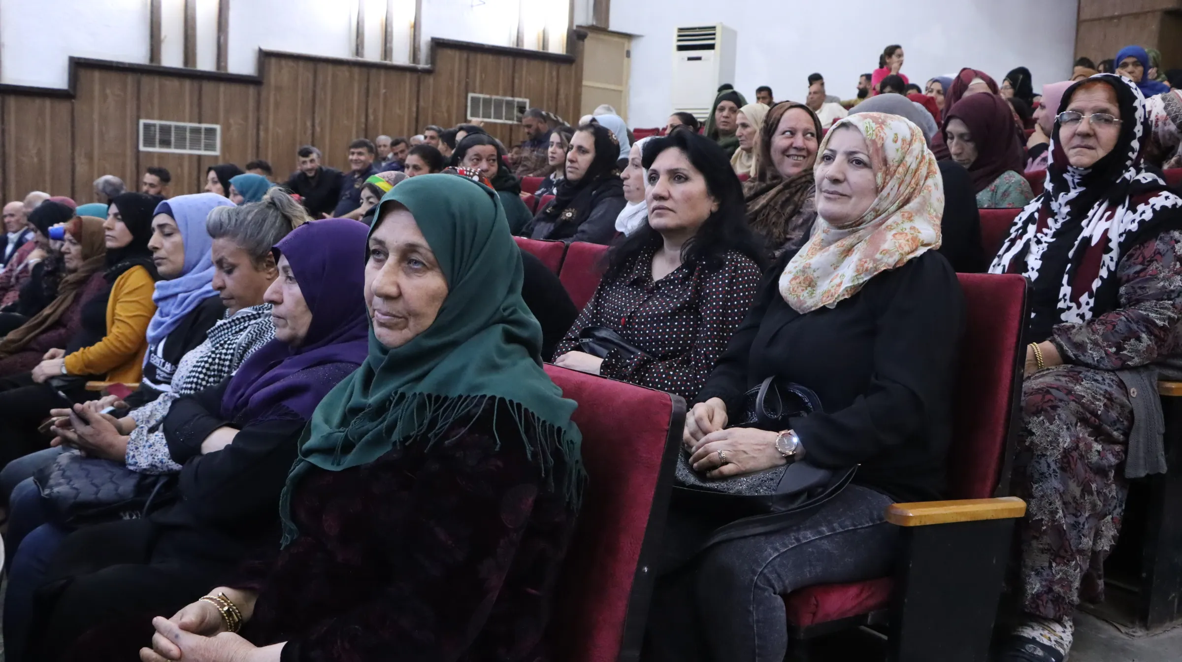 عرض سنفزيون في قامشلو لاستذكار الشهيدة بيريتان