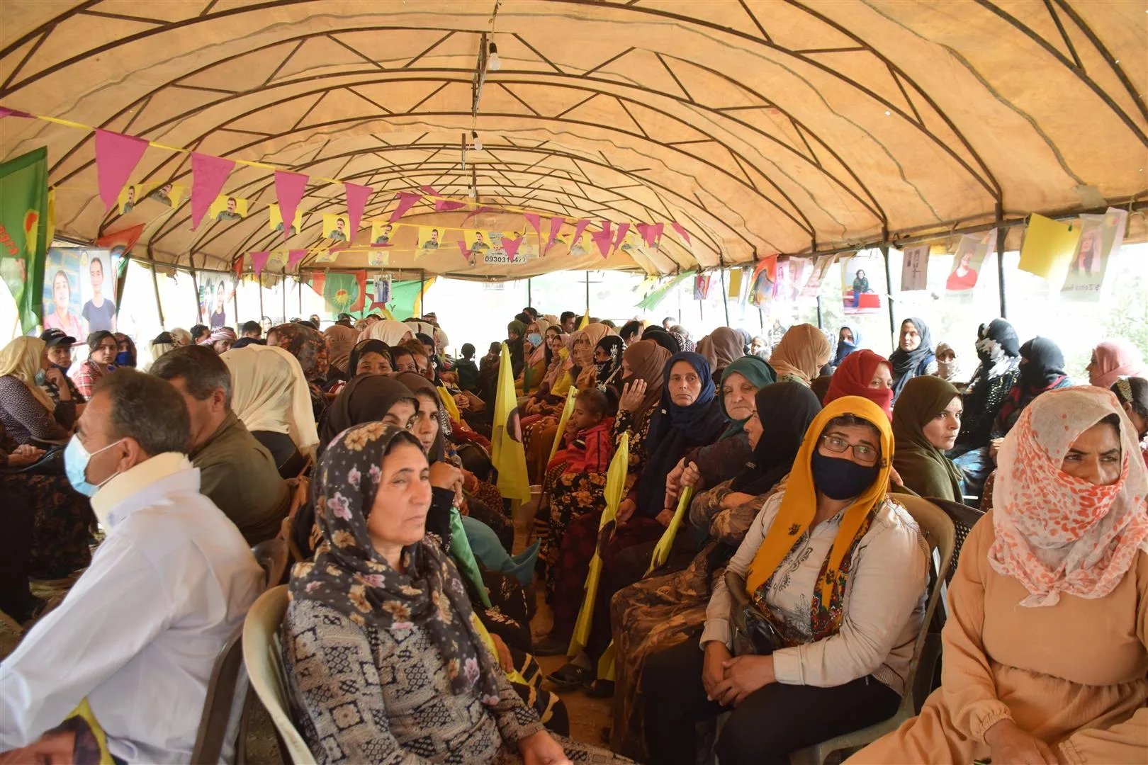 انتهاء فعاليات اليوم الأول لخيمة الاعتصام المنددة بجريمة اغتيال الناشطة ناكهان أكارسال