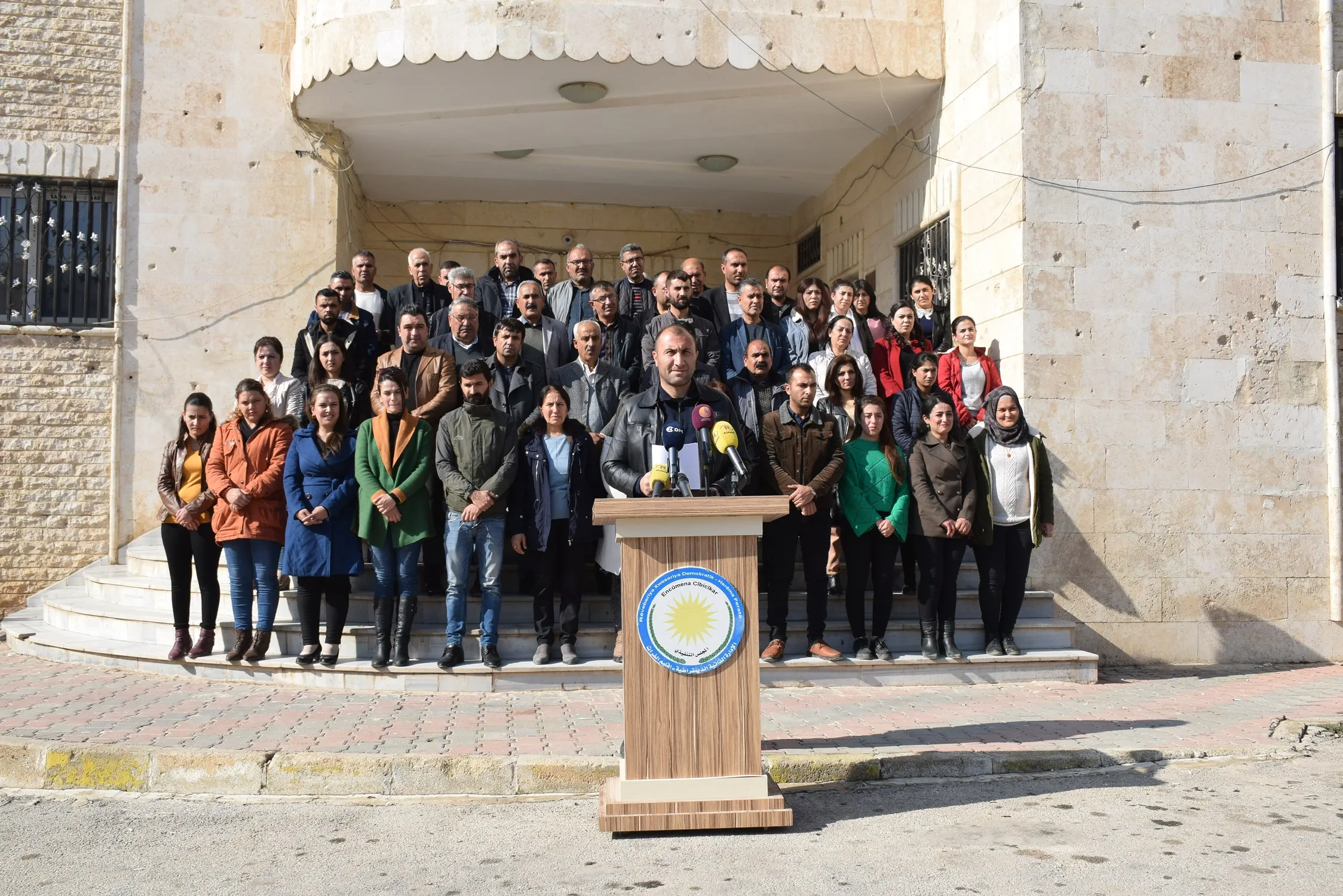 ​​​​​​​المجلس التنفيذي في إقليم الفرات يطالب الشعب بالتكاتف في مواجهة هجمات الإبادة التركية