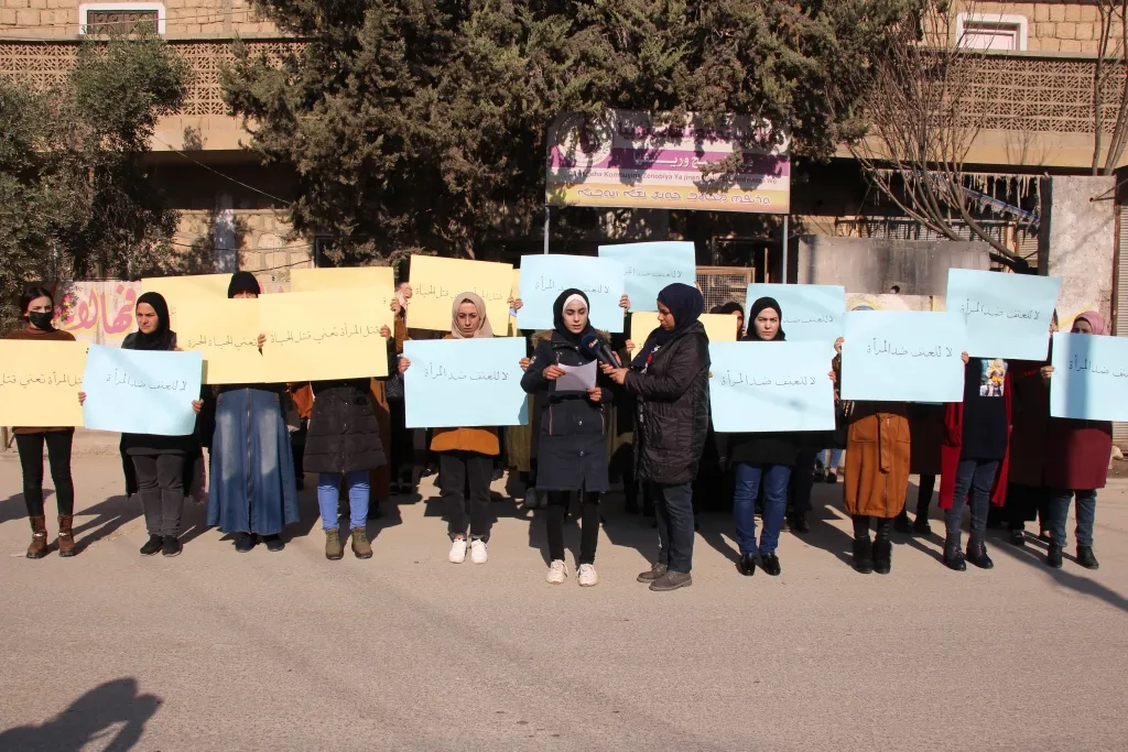 ​​​​​​​تجمع نساء زنوبيا في منبج يشدد على توحيد نضال المرأة في مواجهة الذهنية الذكورية