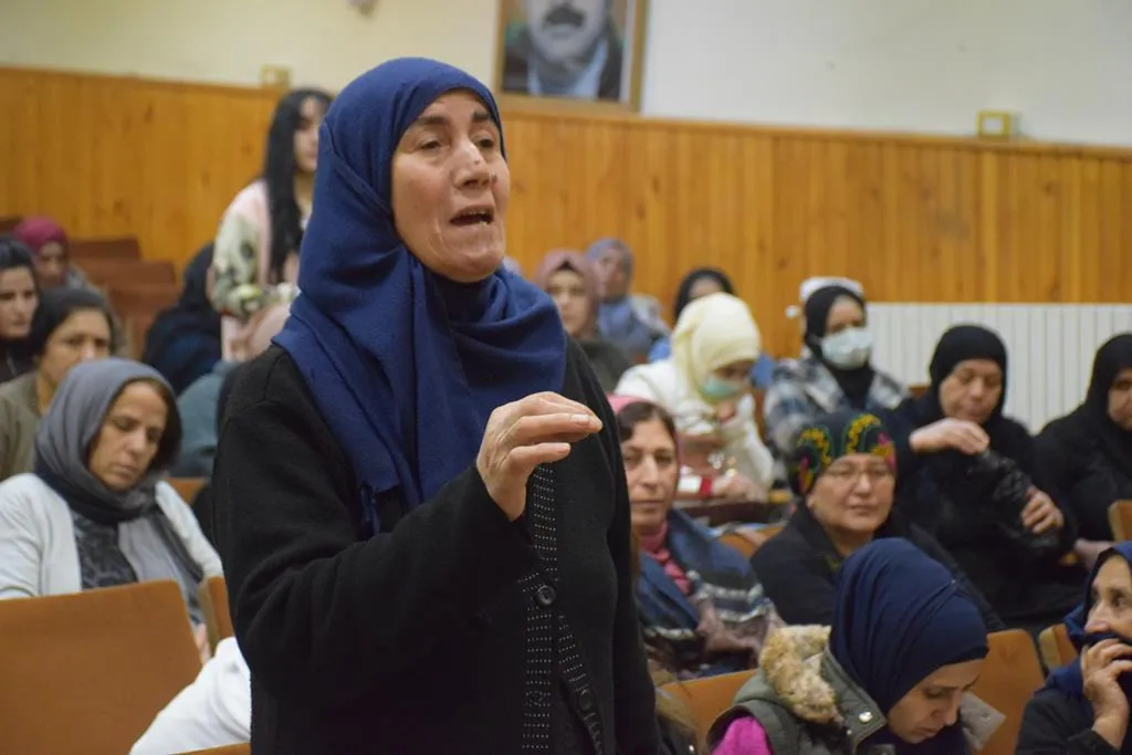 مشاركون في ندوة حوارية: يجب أن نكون مخلصين في عملنا لتحقيق الحرية الجسدية للقائد أوجلان