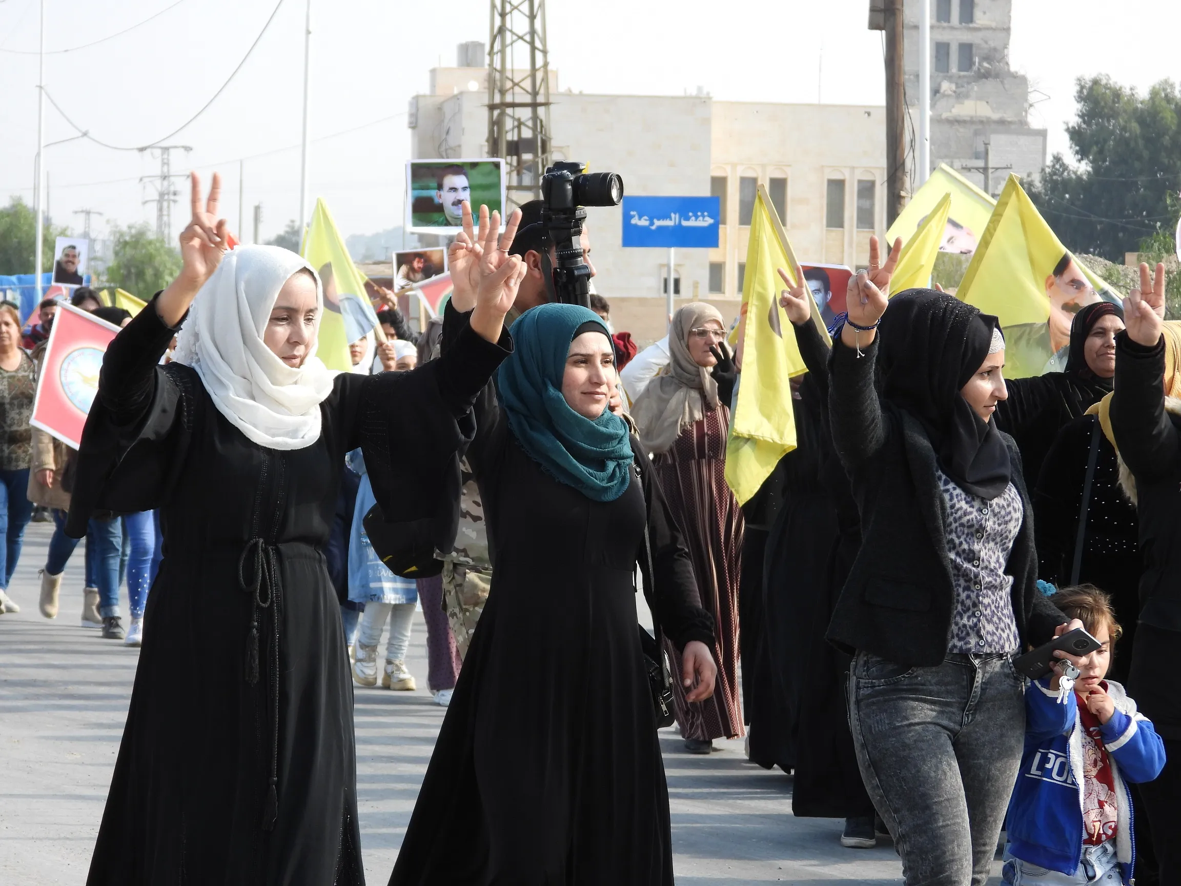 ​​​​​​​مظاهرة في الطبقة للمطالبة بالحرية الجسدية للقائد أوجلان