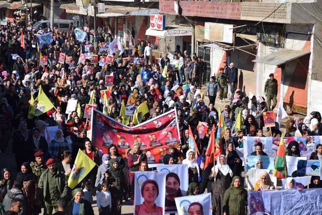الآلاف من أهالي مقاطعة قامشلو ينددون بهجمات الاحتلال التركي ـ تم التحديث