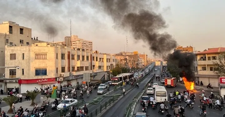 ​​​​​​​الاحتجاجات مستمرة في إيران ودعوات للعصيان المدني في الأيام القادمة