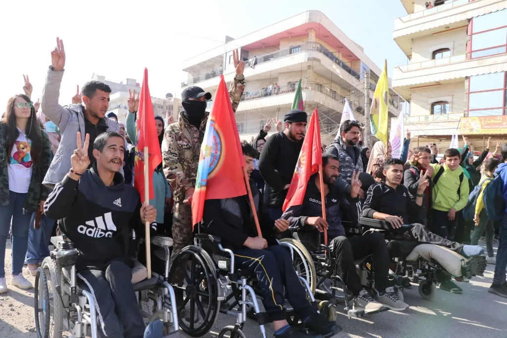 ​​​​​​​الآلاف في إقليم عفرين ومنبج وحلب ينددون بهجمات دولة الاحتلال ويؤكدون مواصلة المقاومة