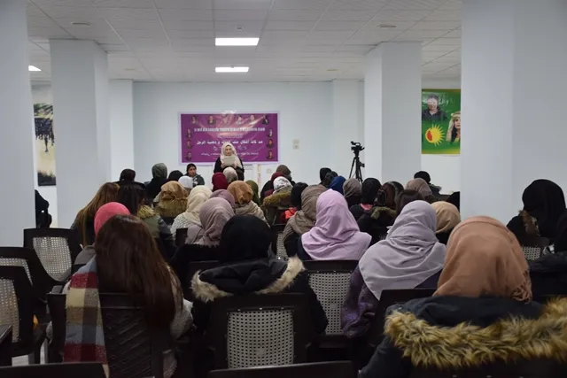 ​​​​​​​خلال محاضرات أهالي مقاطعة قامشلو يؤكدون على النضال تحت شعار " Jin,Jiyan, Azadî"