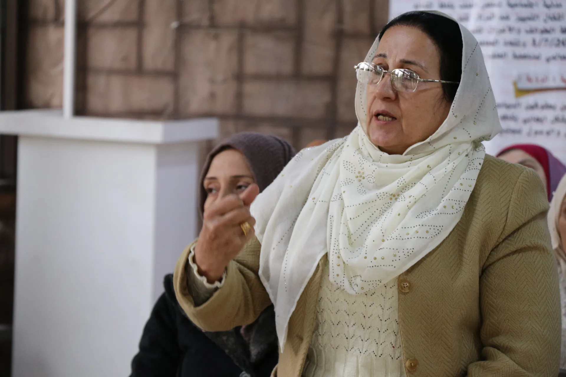 ​​​​​​​خلال محاضرات أهالي مقاطعة قامشلو يؤكدون على النضال تحت شعار " Jin,Jiyan, Azadî"